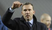 ЗА ОВОГ СИНА ВОЈНИКА... Вапај легендарног Украјинца пред ЕУРО 2024 ЗА ОВОГ СИНА ВОЈНИКА... Вапај легендарног Украјинца пред ЕУРО 2024
