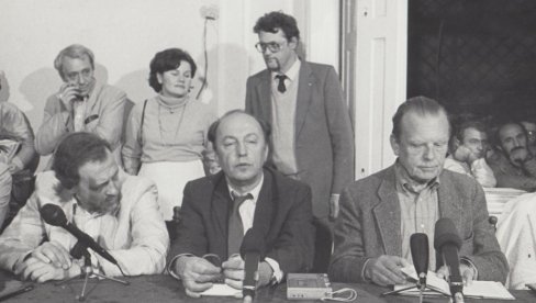 ИН МЕМОРИАМ - ОД НЕОАВАНГАРДЕ ДО КЛАСИКЕ: Песник, новинар и културни делатник Предраг Богдановић Ци отишао у вечност ИН МЕМОРИАМ - ОД НЕОАВАНГАРДЕ ДО КЛАСИКЕ: Песник, новинар и културни делатник Предраг Богдановић Ци отишао у вечност