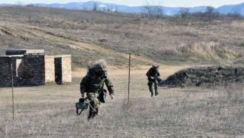 UPOZORENJE VOJSKE SRBIJE: Vežbe na poligonu „Peskovi“, zabranjuje se kretanje građanima!