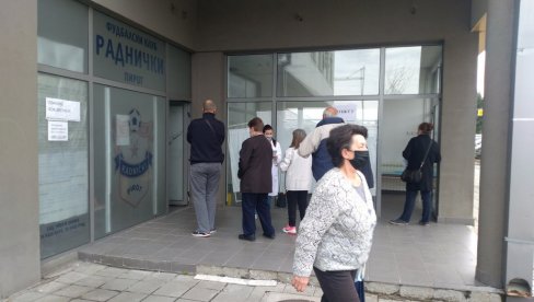 НАСТАВЉА СЕ ИМУНИЗАЦИЈА: Пиротски дом здравља представио план за наредне дане НАСТАВЉА СЕ ИМУНИЗАЦИЈА: Пиротски дом здравља представио план за наредне дане