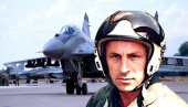 МИГОВИ ТУТЊЕ НАД ВАЉЕВОМ! Србија чува успомену на Миленка Павловића, тачно у 12.04 прелетели град (ВИДЕО)