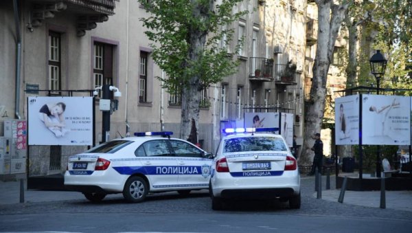 ПЉАЧКА УЗ ПРЕТЊУ МАЧЕТОМ: Ухваћени разбојници ПЉАЧКА УЗ ПРЕТЊУ МАЧЕТОМ: Ухваћени разбојници
