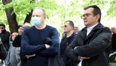 ЂИЛАС ПРВИ СА ПОСРЕДНИЦИМА: Почињу онлајн састанци у седишту Делегације ЕУ ЂИЛАС ПРВИ СА ПОСРЕДНИЦИМА: Почињу онлајн састанци у седишту Делегације ЕУ
