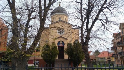 ЦРКВАМА ИЗ БУЏЕТА 5,1 МИЛИОН: Надлежна комисија града Пожаревца донела одлуку - ево како ће распоредити новац ЦРКВАМА ИЗ БУЏЕТА 5,1 МИЛИОН: Надлежна комисија града Пожаревца донела одлуку - ево како ће распоредити новац