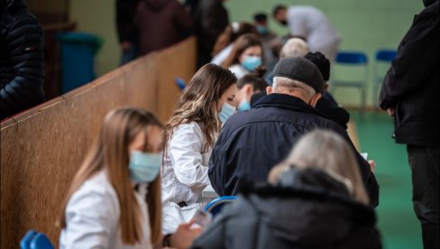 ЕПИДЕМИЈА У БАНАТУ: 310 новооболелих - највише у Зрењанину ЕПИДЕМИЈА У БАНАТУ: 310 новооболелих - највише у Зрењанину