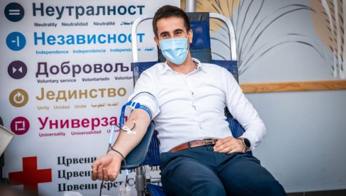 NAŠE MALO NEKOME ŽIVOT ZNAČI: U Somboru održana vanredna akcija dobrovoljnog davanja krvi NAŠE MALO NEKOME ŽIVOT ZNAČI: U Somboru održana vanredna akcija dobrovoljnog davanja krvi