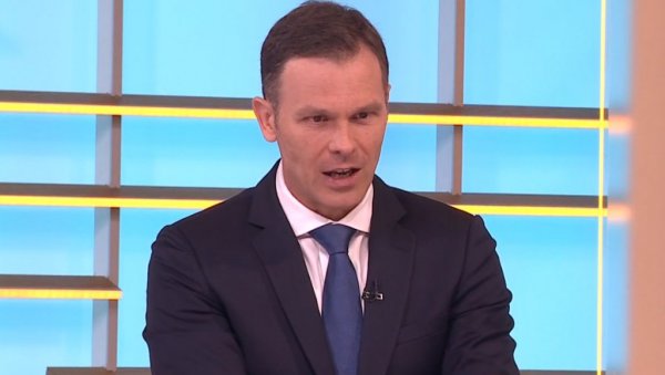 МИНИСТАР МАЛИ У ЈУТАРЊЕМ ПРОГРАМУ: Држава је довољно јака да помогне свима МИНИСТАР МАЛИ У ЈУТАРЊЕМ ПРОГРАМУ: Држава је довољно јака да помогне свима