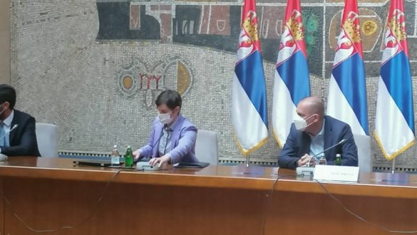 ПОЧЕЛА СЕДНИЦА КРИЗНОГ ШТАБА: Ускоро одлука о новом попуштању мера? ПОЧЕЛА СЕДНИЦА КРИЗНОГ ШТАБА: Ускоро одлука о новом попуштању мера?