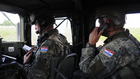 ХРВАТСКА ПРАВИ СВОЈ ВОЈНИ КАМП НА КИМ: После нуђења помоћи за формирање војске Косова, из Загреба стигла нова провокација ХРВАТСКА ПРАВИ СВОЈ ВОЈНИ КАМП НА КИМ: После нуђења помоћи за формирање војске Косова, из Загреба стигла нова провокација