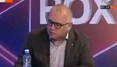ВЕСИЋ УСРЕД ПРОГРАМА ЗВАО ДИРЕКТОРА ВОДОВОДА: Даниловићу, на спикерфону сте (ВИДЕО) ВЕСИЋ УСРЕД ПРОГРАМА ЗВАО ДИРЕКТОРА ВОДОВОДА: Даниловићу, на спикерфону сте (ВИДЕО)