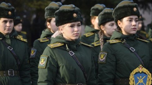 ПУТИНОВЕ РАТНИЦЕ КОНАЧНО У ЈАВНОСТИ: Челичне лепотице први пут на Паради победе (ФОТО) ПУТИНОВЕ РАТНИЦЕ КОНАЧНО У ЈАВНОСТИ: Челичне лепотице први пут на Паради победе (ФОТО)