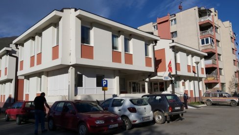 ПОВРЂЕНА ПЕТОРИЦА МЛАДИЋА: Тешка саобраћајна несрећа надомак Андријевице ПОВРЂЕНА ПЕТОРИЦА МЛАДИЋА: Тешка саобраћајна несрећа надомак Андријевице
