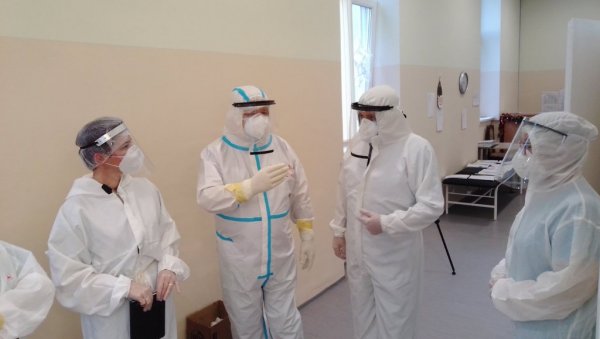 НА ЛЕЧЕЊУ 61 ПАЦИЈЕНТ: Епидемиолошка ситуација у Бијељини и даље неповољна НА ЛЕЧЕЊУ 61 ПАЦИЈЕНТ: Епидемиолошка ситуација у Бијељини и даље неповољна
