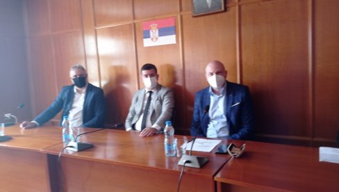 У РУРАЛНИМ СРЕДИНАМА СЛАБИЈА ВАКЦИНАЦИЈА: Скупштински одбор за здравље и породицу одржао је данас седницу У РУРАЛНИМ СРЕДИНАМА СЛАБИЈА ВАКЦИНАЦИЈА: Скупштински одбор за здравље и породицу одржао је данас седницу