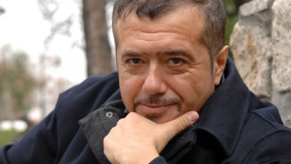 УРУЧЕЊЕ КЊИЖЕВНЕ НАГРАДЕ ТОДОР МАНОЈЛОВИЋ ВЛАДИМИРУ ПИШТАЛУ: 29. лауреат вредног признања УРУЧЕЊЕ КЊИЖЕВНЕ НАГРАДЕ ТОДОР МАНОЈЛОВИЋ ВЛАДИМИРУ ПИШТАЛУ: 29. лауреат вредног признања