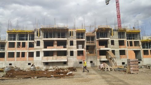 НОВИ РОК ЗА УПОТРЕБНУ ДОЗВОЛУ: Влада недавно усвојила нове измене и допуне закона о планирању и изградњи НОВИ РОК ЗА УПОТРЕБНУ ДОЗВОЛУ: Влада недавно усвојила нове измене и допуне закона о планирању и изградњи
