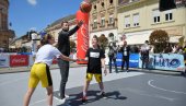 СПЕКТАКЛ У СРЕМСКОЈ МИТРОВИЦИ: Рашић уз клинце на Спортским играма младих СПЕКТАКЛ У СРЕМСКОЈ МИТРОВИЦИ: Рашић уз клинце на Спортским играма младих