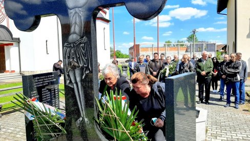 SILOVALI SU 60 ŽENA, MUČILI SRBE NA 132 NAČINA: Od progona srpskog naroda u Posavini prošlo je 29 godina, ubijena su 42 logoraša (FOTO)