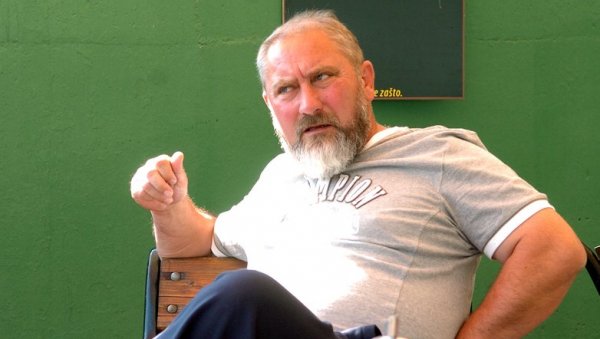 ТЕНИСКИ СВЕТ У НЕВЕРИЦИ! Јелена Докић до детаља описала како ју је злостављао отац Дамир ТЕНИСКИ СВЕТ У НЕВЕРИЦИ! Јелена Докић до детаља описала како ју је злостављао отац Дамир