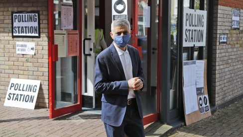 ОСВОЈИО ДРУГИ МАНДАТ: Садик Кан поново изабран за градоначелника Лондона ОСВОЈИО ДРУГИ МАНДАТ: Садик Кан поново изабран за градоначелника Лондона