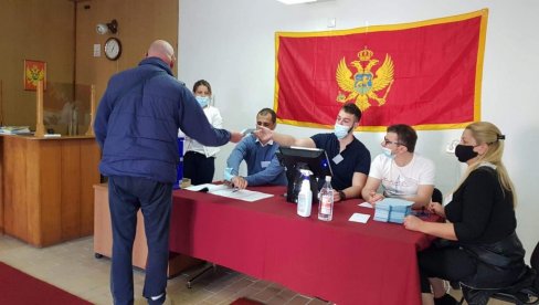 ПРВИ РЕЗУЛТАТИ ИЗБОРА У ХЕРЦЕГ НОВОМ: Катастрофа за Мила и ДПС! ПРВИ РЕЗУЛТАТИ ИЗБОРА У ХЕРЦЕГ НОВОМ: Катастрофа за Мила и ДПС!