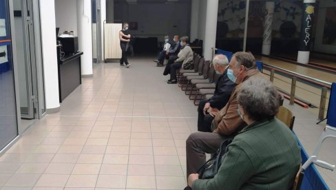 ВАКЦИНАЦИЈА У ПАРАЋИНУ СА И БЕЗ ТЕРМИНА: Сутра наставак у селу Плана, у уторак Доња Мутница ВАКЦИНАЦИЈА У ПАРАЋИНУ СА И БЕЗ ТЕРМИНА: Сутра наставак у селу Плана, у уторак Доња Мутница