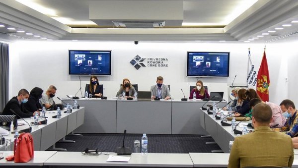 ХАОС НА ТРЖИШТУ НЕКРЕТНИНА: Привредна комора траже да се уреди питање посредовања у промету објеката ХАОС НА ТРЖИШТУ НЕКРЕТНИНА: Привредна комора траже да се уреди питање посредовања у промету објеката