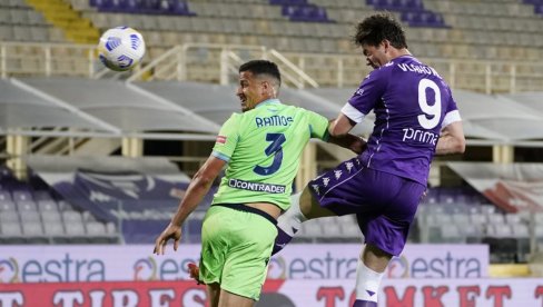 PLJUŠTE MILIONSKE PONUDE ZA VLAHOVIĆA : Juventus nije kontaktirao Fiorentinu, ali tu su Milan, Atletiko i Totenhem PLJUŠTE MILIONSKE PONUDE ZA VLAHOVIĆA : Juventus nije kontaktirao Fiorentinu, ali tu su Milan, Atletiko i Totenhem