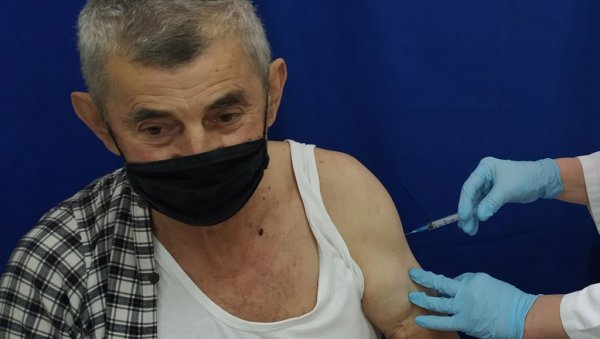 ЗАВРШЕНА ВАКЦИНАЦИЈА У ПЛАНИ: Сви дошли по другу дозу Синофарма ЗАВРШЕНА ВАКЦИНАЦИЈА У ПЛАНИ: Сви дошли по другу дозу Синофарма