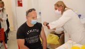 ЦЕПИВО ПРЕ ШОПИНГА: Новосађани од јуче могу на имунизацију и у Тржни центар Биг ЦЕПИВО ПРЕ ШОПИНГА: Новосађани од јуче могу на имунизацију и у Тржни центар Биг