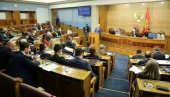 ILI POTPISUJE ILI ĆE KRIVIČNO DA ODGOVARA: Đukanović pred dilemom oko Zakona o Državnom tužilaštvu ILI POTPISUJE ILI ĆE KRIVIČNO DA ODGOVARA: Đukanović pred dilemom oko Zakona o Državnom tužilaštvu