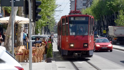 VREME DANAS: Promenljivo oblačno sa sunčanim intervalima, ponegde kiša