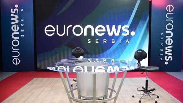 ЈУРОЊУЗ НА УДАРУ ШОЛАКОВИХ МЕДИЈА: Покренута жестока кампања против новог телевизијског канала Телекома, али и државе Србије ЈУРОЊУЗ НА УДАРУ ШОЛАКОВИХ МЕДИЈА: Покренута жестока кампања против новог телевизијског канала Телекома, али и државе Србије