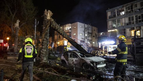 ЈЕЗИВА ИЗЈАВА ПОРТПАРОЛА ХАМАСА: Било нам је лакше да гађамо Тел Авив него да попијемо чашу воде, неће бити црвених линија! ЈЕЗИВА ИЗЈАВА ПОРТПАРОЛА ХАМАСА: Било нам је лакше да гађамо Тел Авив него да попијемо чашу воде, неће бити црвених линија!