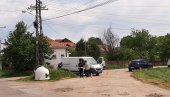 НАКОН ШТО ЈЕ ПОГИНУЛО ДЕТЕ, УХАПШЕН ВОЗАЧ: Малишан (4) страдао под точковима комбија НАКОН ШТО ЈЕ ПОГИНУЛО ДЕТЕ, УХАПШЕН ВОЗАЧ: Малишан (4) страдао под точковима комбија