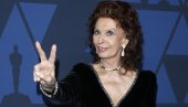 SOFIJA LOREN HITNO OPERISANA: Glumica zadobila teške povrede prilikom pada u svom domu SOFIJA LOREN HITNO OPERISANA: Glumica zadobila teške povrede prilikom pada u svom domu