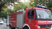 EKSPLODIRAO REZERVOAR NA AUTOMOBILU: Vatra uništila prozore na susednoj zgradi - Detalji požara u Mirijevu