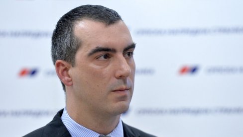 ORLIĆ OŠTRO O BIVŠEM REŽIMU: Kad se raduju rezoluciji u Srebrenici ili tzv. Kosovu u SE, to sve govori o bivšem režimu ORLIĆ OŠTRO O BIVŠEM REŽIMU: Kad se raduju rezoluciji u Srebrenici ili tzv. Kosovu u SE, to sve govori o bivšem režimu