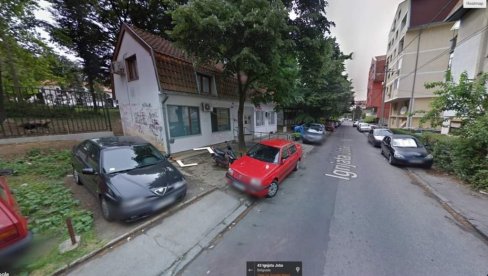ZBOG GRADNJE ŠKOLE IPAK SEKU ŠUMU: Žitelji naselja Braće Jerković i Medaković nisu uspeli da izmene plan radova ZBOG GRADNJE ŠKOLE IPAK SEKU ŠUMU: Žitelji naselja Braće Jerković i Medaković nisu uspeli da izmene plan radova