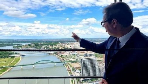 PONOSAN NA VELELEPNI PROJEKAT: Vučić i Pahor obišli gradilište Beograda na vodi (FOTO) PONOSAN NA VELELEPNI PROJEKAT: Vučić i Pahor obišli gradilište Beograda na vodi (FOTO)