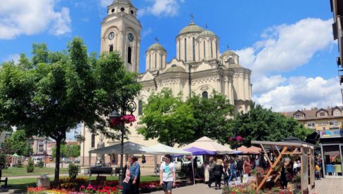 ПРОЛЕЋНИ САЈАМ ЦВЕЋА И МЕДА У СМЕДЕРВУ ОД 23. ДО 25. МАЈА: Награде за најбољи расадник и штанд ПРОЛЕЋНИ САЈАМ ЦВЕЋА И МЕДА У СМЕДЕРВУ ОД 23. ДО 25. МАЈА: Награде за најбољи расадник и штанд