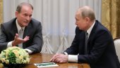 U UKRAJINI PRITVOREN PUTINOV KUM: Vlasti u Kijevu ućutkuju opoziciju proglašavajući je državnim neprijateljem