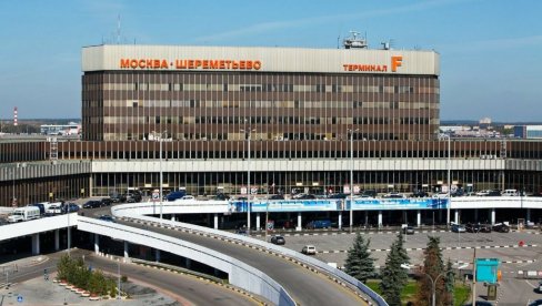 АЕРОДРОМИ У МОСКВИ НЕ ФУНКЦИОНИШУ, УКРАЈИНЦИ ИЗВЕЛИ НАПАД ДРОНОВИМА: Светски лидери не могу да слете АЕРОДРОМИ У МОСКВИ НЕ ФУНКЦИОНИШУ, УКРАЈИНЦИ ИЗВЕЛИ НАПАД ДРОНОВИМА: Светски лидери не могу да слете