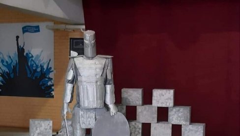 ЛЕП ПРОЈЕКАТ У ШКОЛИ ПЕТАР ПЕТРОВИЋ ЊЕГОШ: Основци сјајни у презентацији Српске средњовековне владарке и властелинке ЛЕП ПРОЈЕКАТ У ШКОЛИ ПЕТАР ПЕТРОВИЋ ЊЕГОШ: Основци сјајни у презентацији Српске средњовековне владарке и властелинке