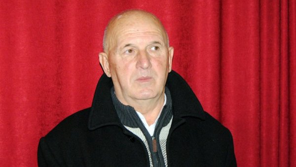 ЋУТАЊЕ ПОЛИТИЧАРА ТЕРА НАС НА УЛИЦЕ: Упозорење Удружења пензионисаних полицијских службеника МУП Републике Српске ЋУТАЊЕ ПОЛИТИЧАРА ТЕРА НАС НА УЛИЦЕ: Упозорење Удружења пензионисаних полицијских службеника МУП Републике Српске