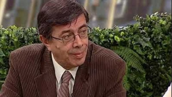 ПРЕМИНУО АЛЕКСАНДАР ВАСИЋ: Новинар и уредник Телевизије Пинк напустио нас је у 58. години ПРЕМИНУО АЛЕКСАНДАР ВАСИЋ: Новинар и уредник Телевизије Пинк напустио нас је у 58. години