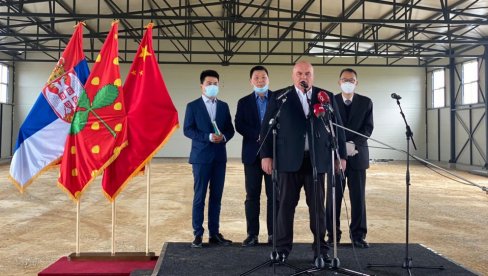 DRAGAN MARKOVIĆ PALMA : Srbija je ekonomski i politički stabilna - ima međunarodni ugled - zato nam dolaze investitori DRAGAN MARKOVIĆ PALMA : Srbija je ekonomski i politički stabilna - ima međunarodni ugled - zato nam dolaze investitori