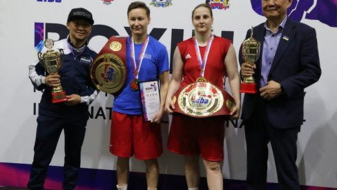 SJAJNO ODLIČJE U RUSIJI: Srpkinja kući nosi zlatnu medalju! SJAJNO ODLIČJE U RUSIJI: Srpkinja kući nosi zlatnu medalju!