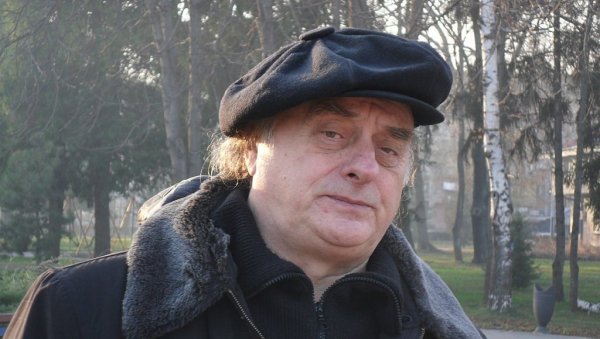 СЛИКАО КОСМОС У ВЛАТИ ТРАВЕ: Сећање на уметника Мирослава Анђелковића (1945-2021) СЛИКАО КОСМОС У ВЛАТИ ТРАВЕ: Сећање на уметника Мирослава Анђелковића (1945-2021)