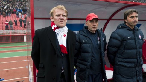 BIVŠI TRENER CRVENE ZVEZDE glavni kandidat da zameni Dalića na klupi Hrvatske? BIVŠI TRENER CRVENE ZVEZDE glavni kandidat da zameni Dalića na klupi Hrvatske?